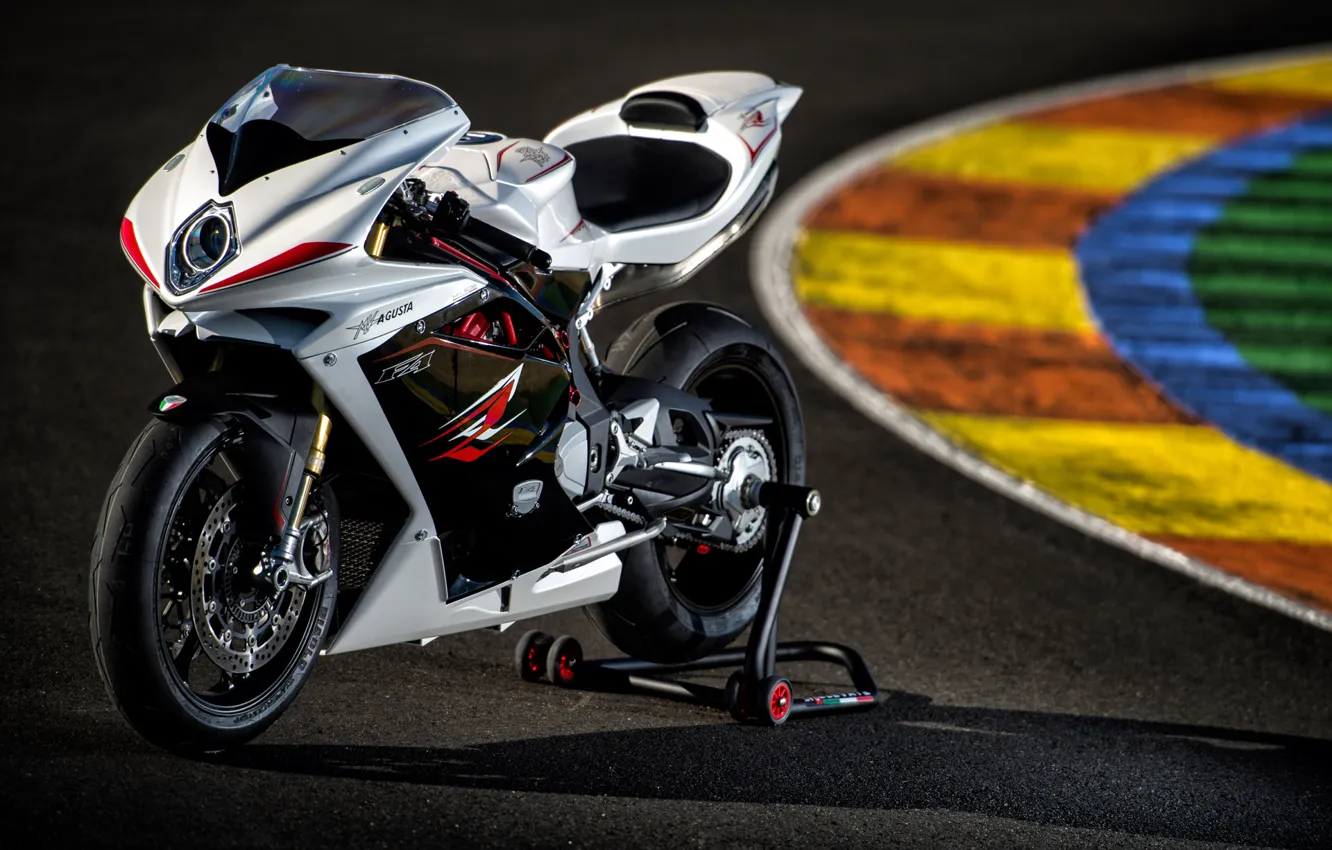 Фото обои белый, мотоцикл, white, суперспорт, трек, MV Agusta