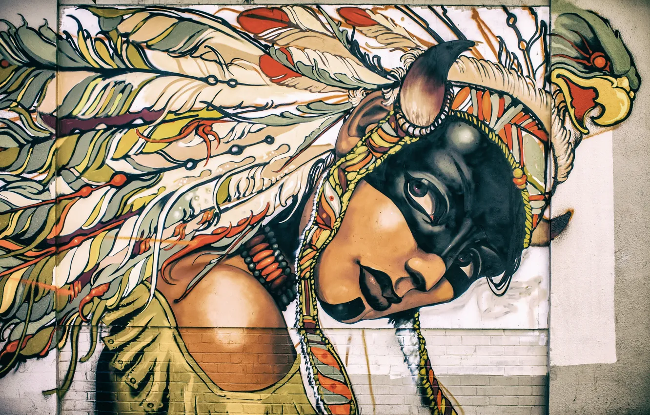 Фото обои девушка, лицо, стена, краски, граффити, перья, раскрас, головной убор