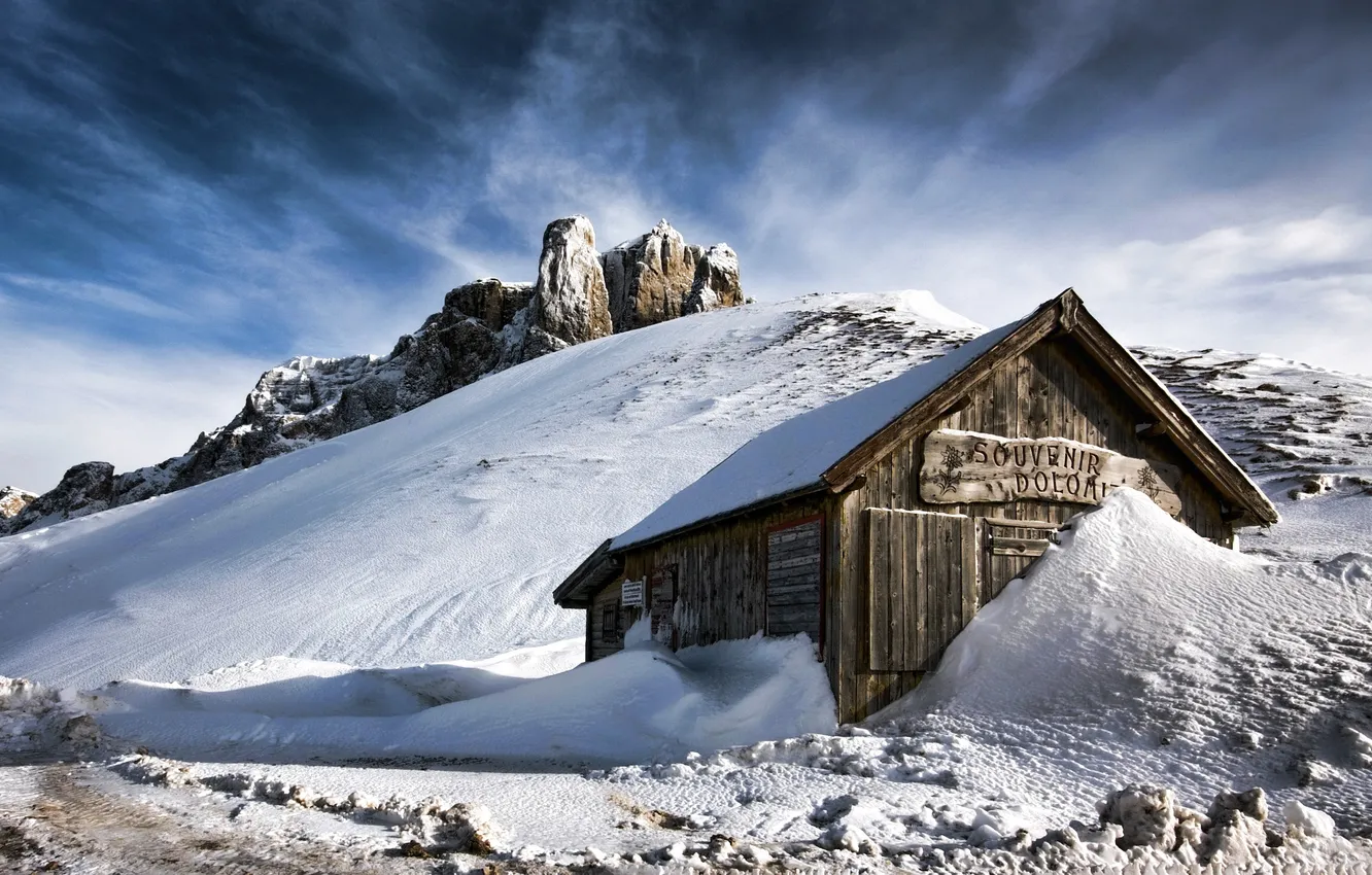 Фото обои house, cabin, snowy mountains