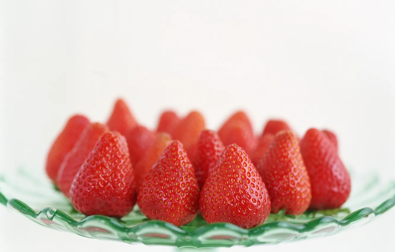 Фото обои ягоды, клубника, блюдо
