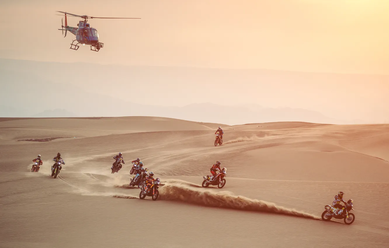 Фото обои Песок, Спорт, Пустыня, Вертолет, Гонка, Мотоцикл, Мото, Rally