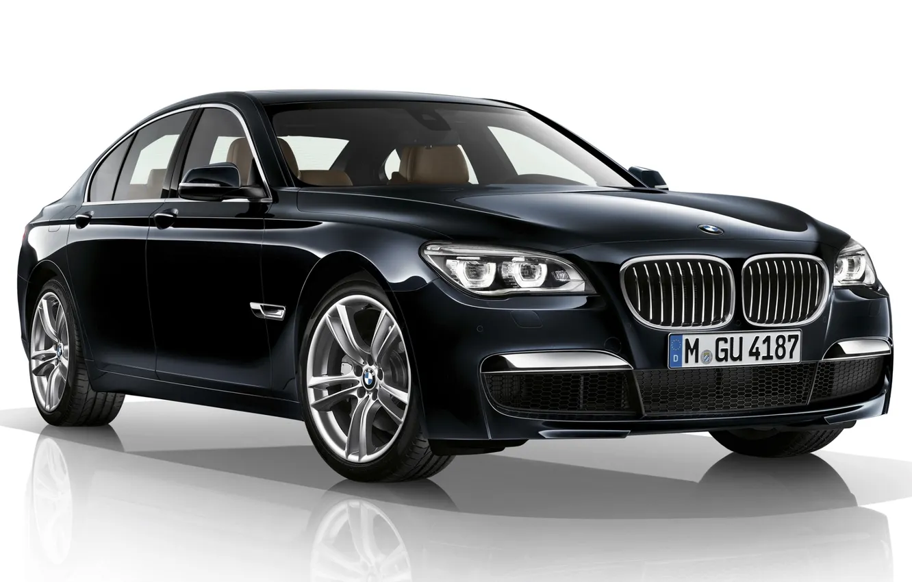 Фото обои отражение, фон, BMW, БМВ, седан, передок, 7 Series, M Sports Package