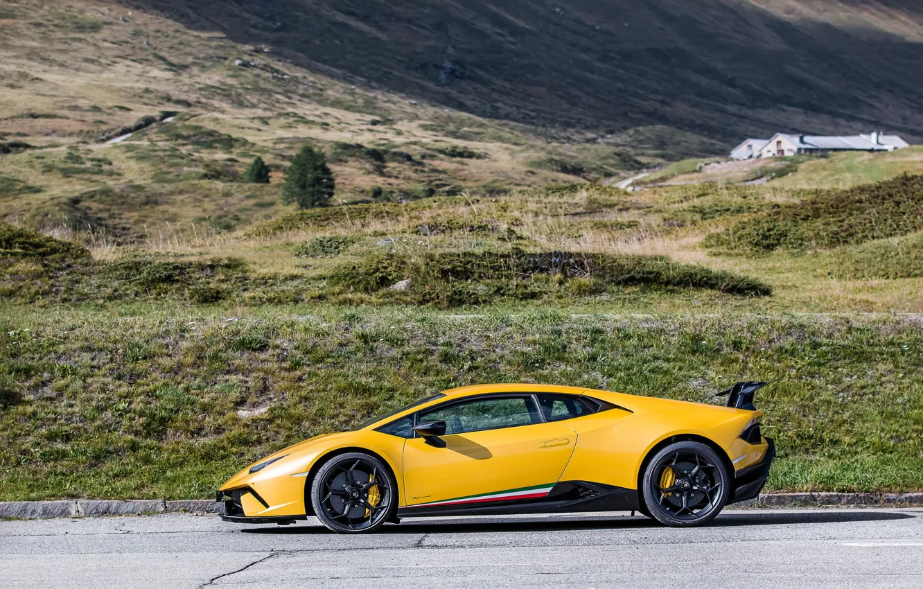 Фото обои lamborghini, side, yellow, view, performante, huracan