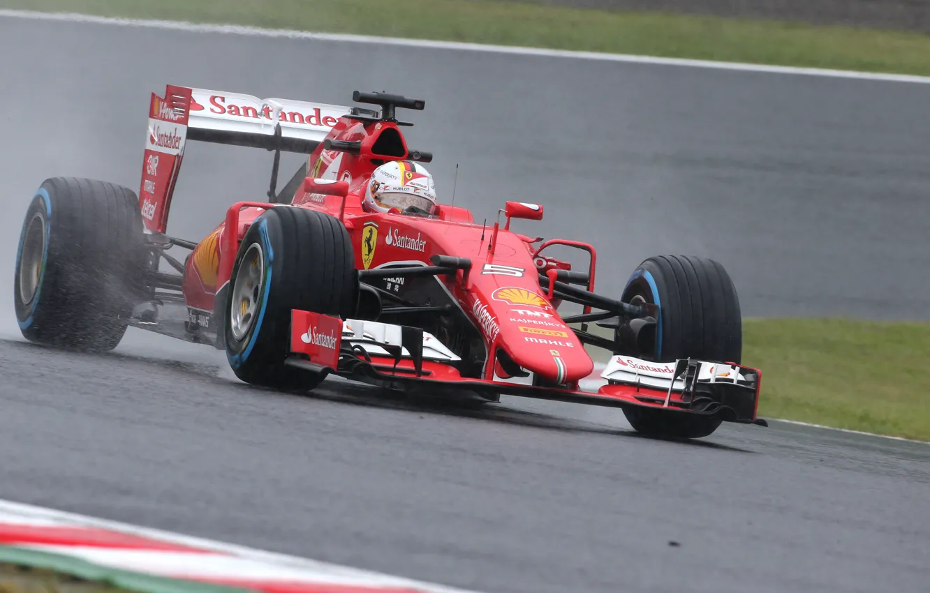 Фото обои Ferrari, Formula 1, Vettel, Передок, Сыро