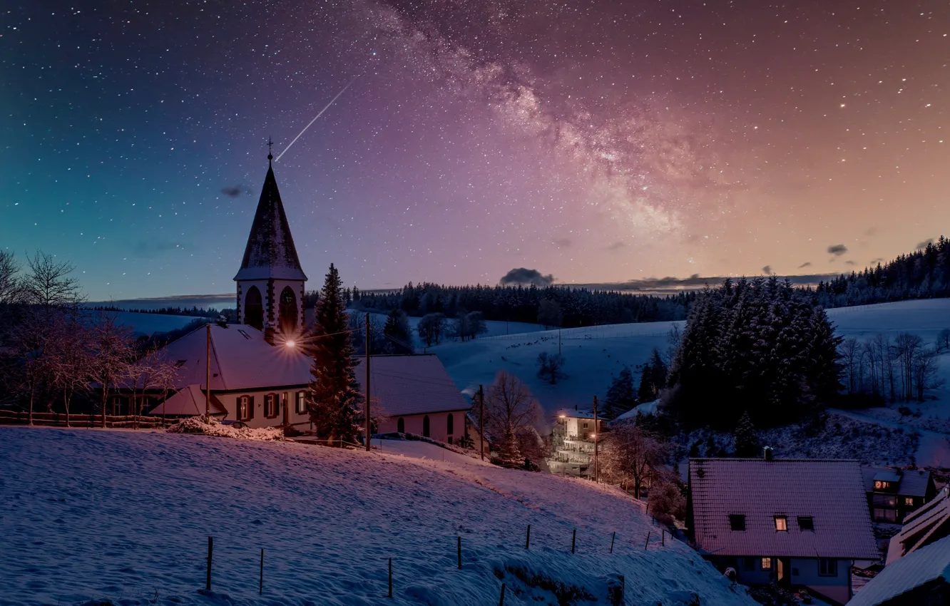 Фото обои зима, пейзаж, ночь, природа, дома, звёзды, освещение, церковь