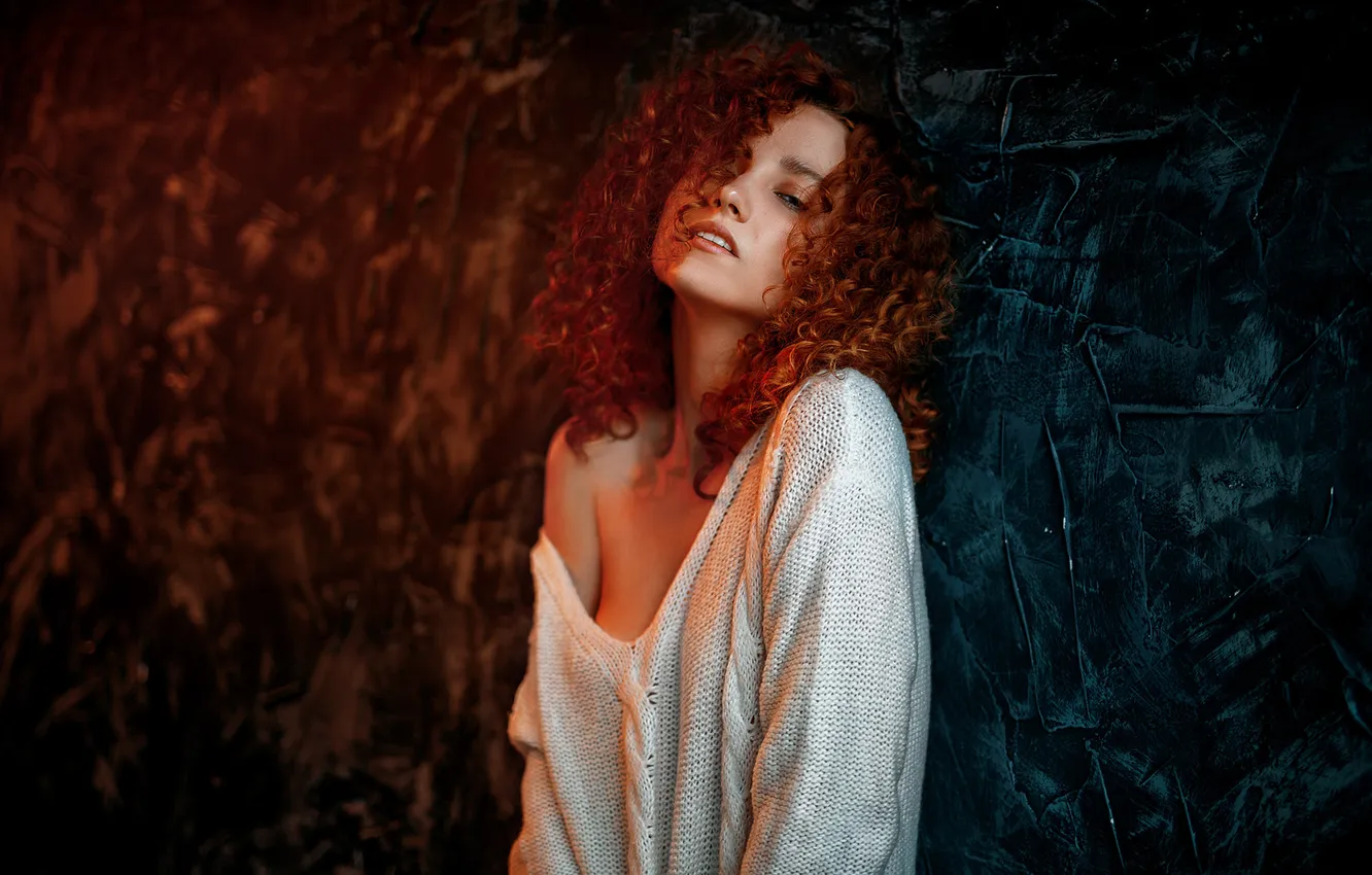 Фото обои девушка, model, redhead, sweater, curly hair, white sweater, Dmitry Noer