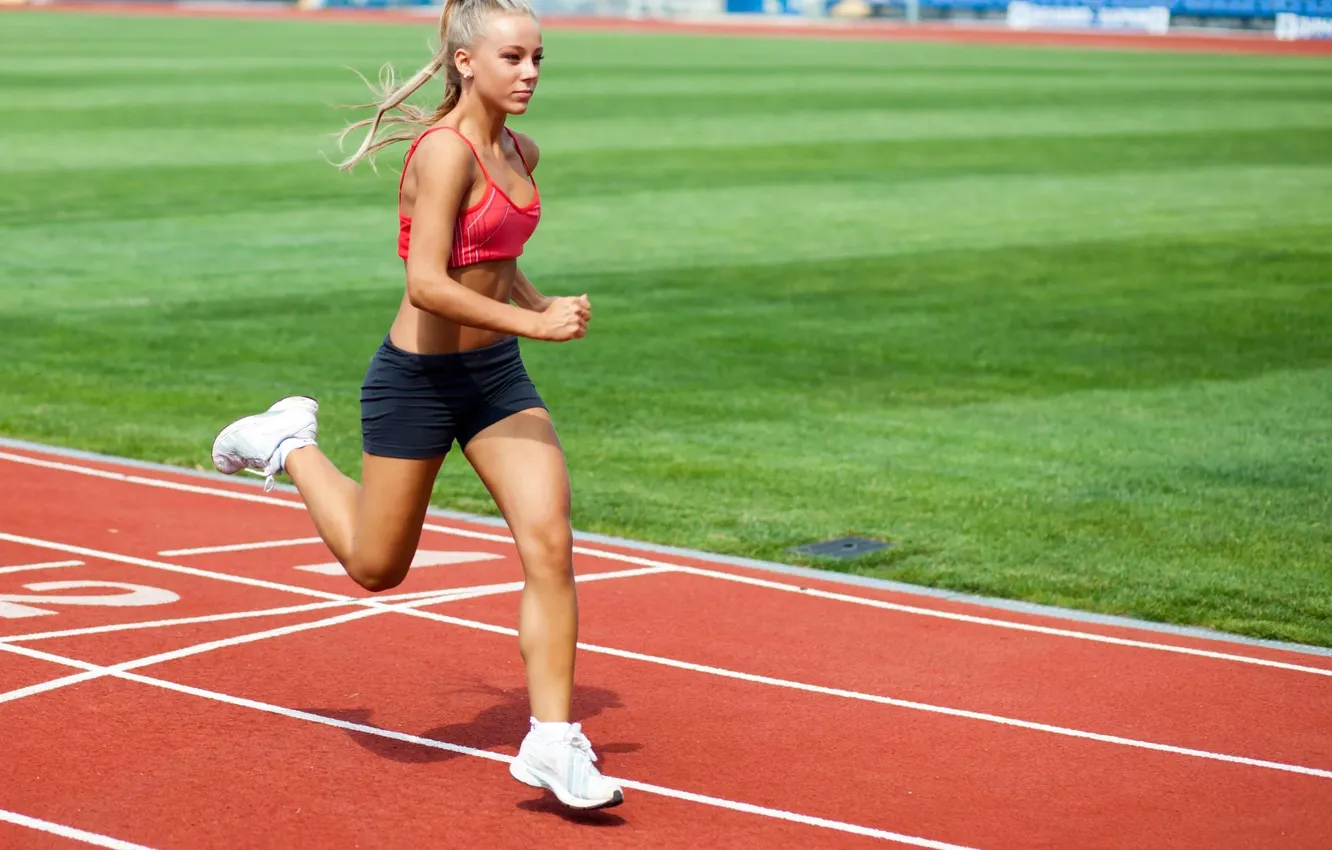 Фото обои girl, shorts, sports, sneakers, running