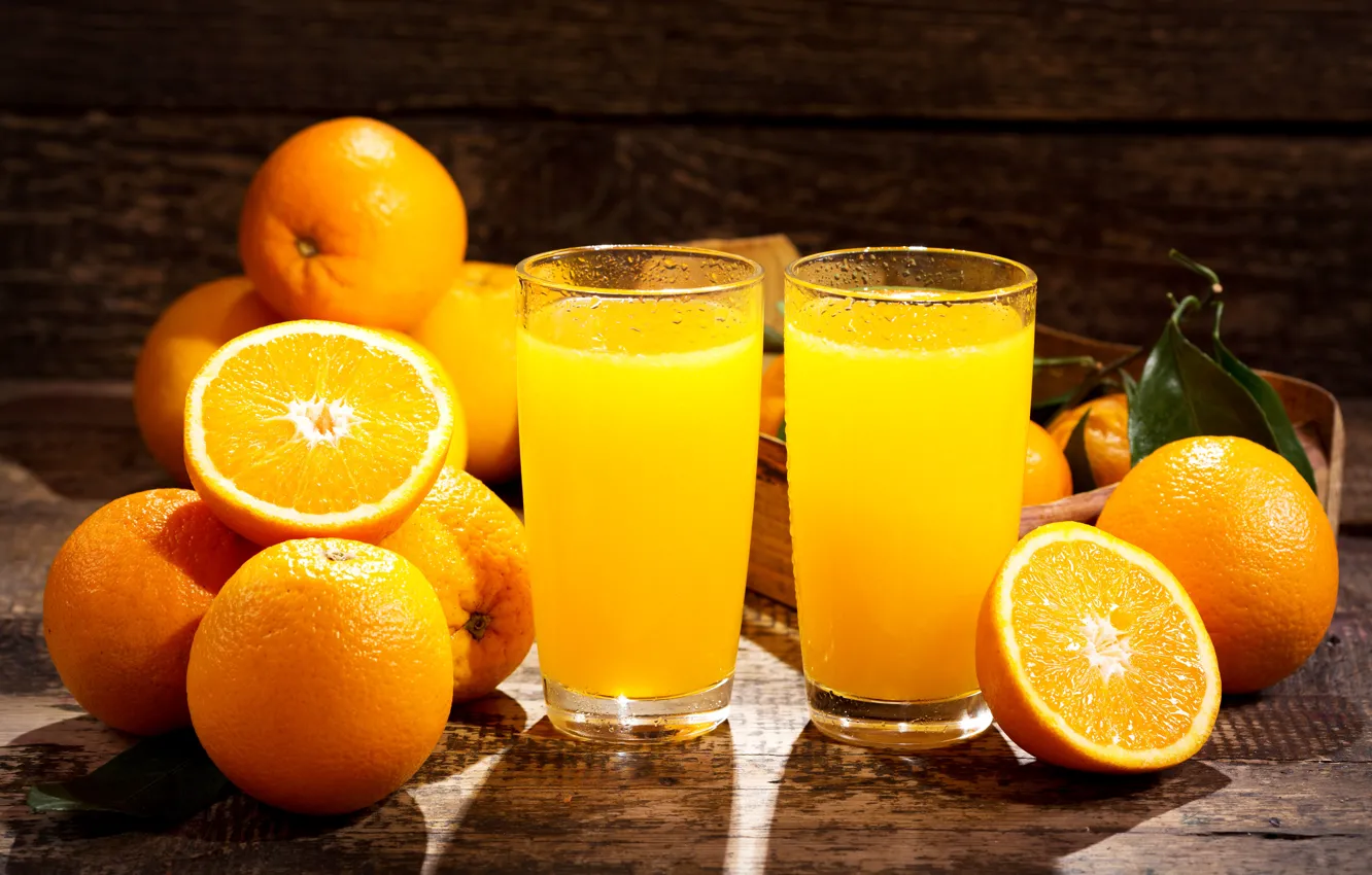 Фото обои апельсины, сок, стаканы, фрукты, оранжевые, цитрусы