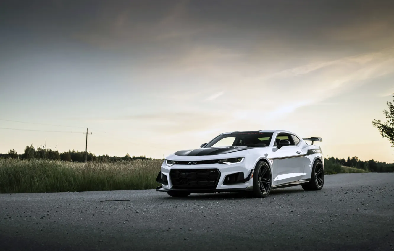 Фото обои Chevrolet, Camaro, white, Hennessey, front view, Hennessey Chevrolet Camaro ZL1 The Exorcist