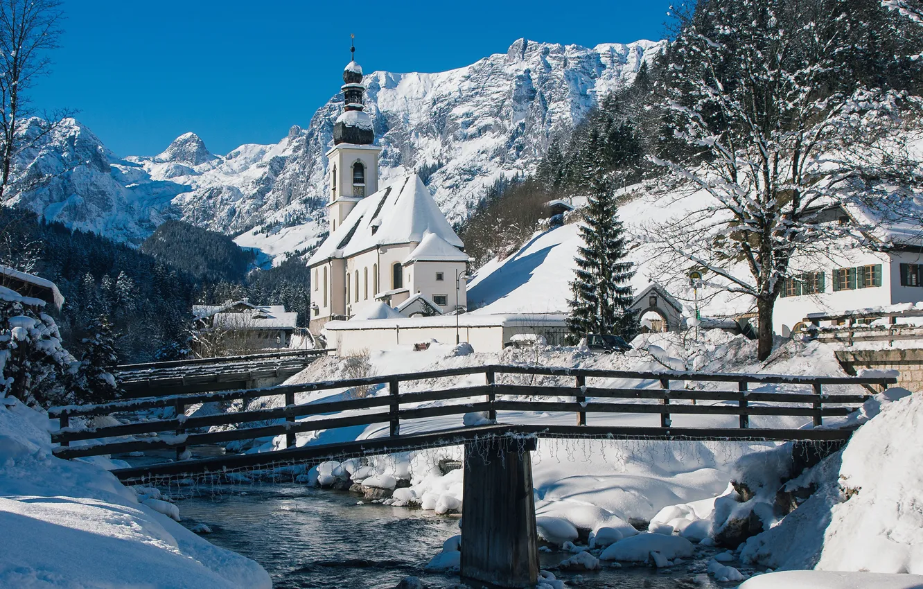 Фото обои зима, деревья, горы, мост, река, Германия, Бавария, церковь