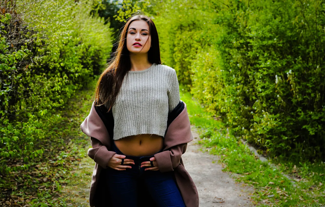 Фото обои model, women, jeans, coats, women outdoors, Demi Fray, MPL Studios, bare midriff