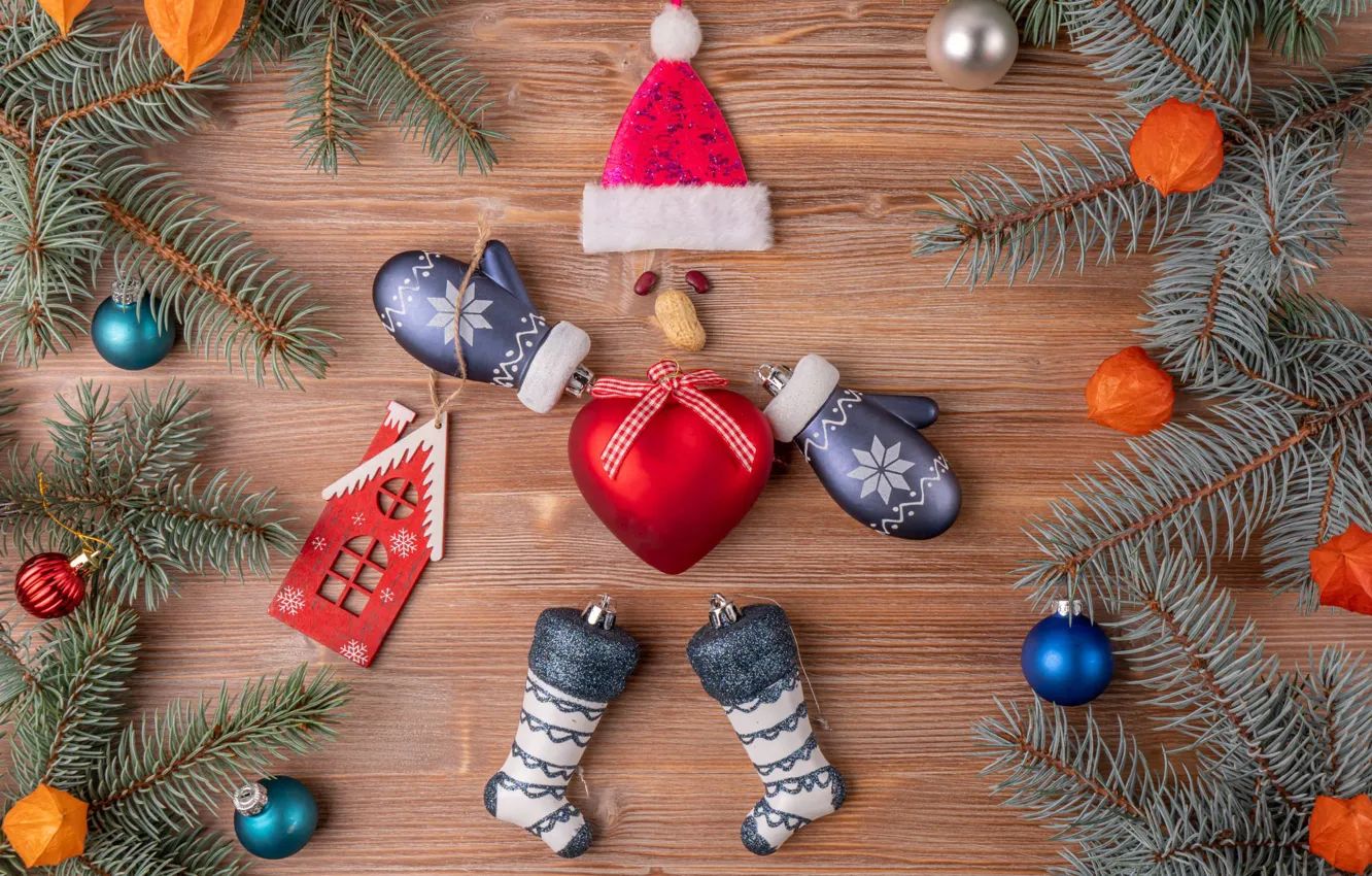 Фото обои шарики, ветки, сердце, доски, Рождество, Новый год, носки, домик