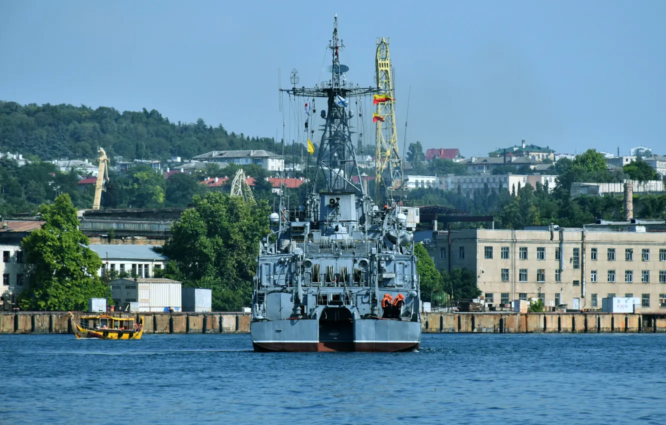 Фото обои морской, корма, Севастополь, тральщик, Железняков