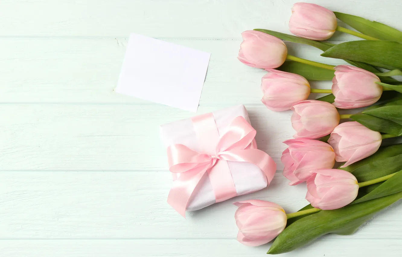 Фото обои цветы, подарок, букет, тюльпаны, розовые, wood, pink, flowers