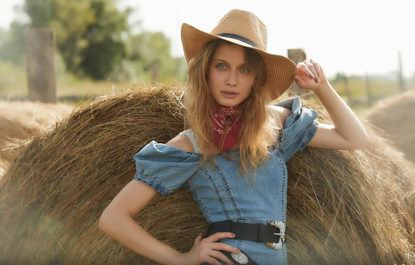 Фото обои hat, woman, young, beautiful, hay