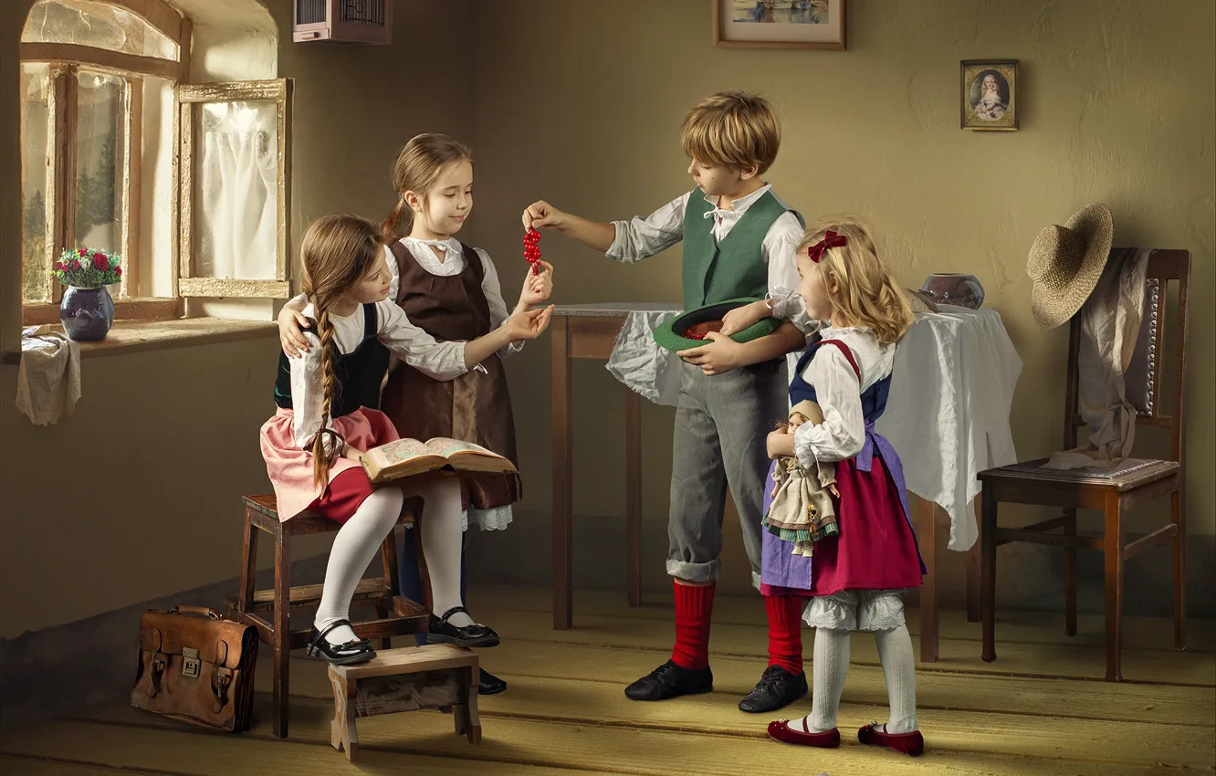 Фото обои дети, ягоды, стол, комната, девочки, мальчик, окно, смородина