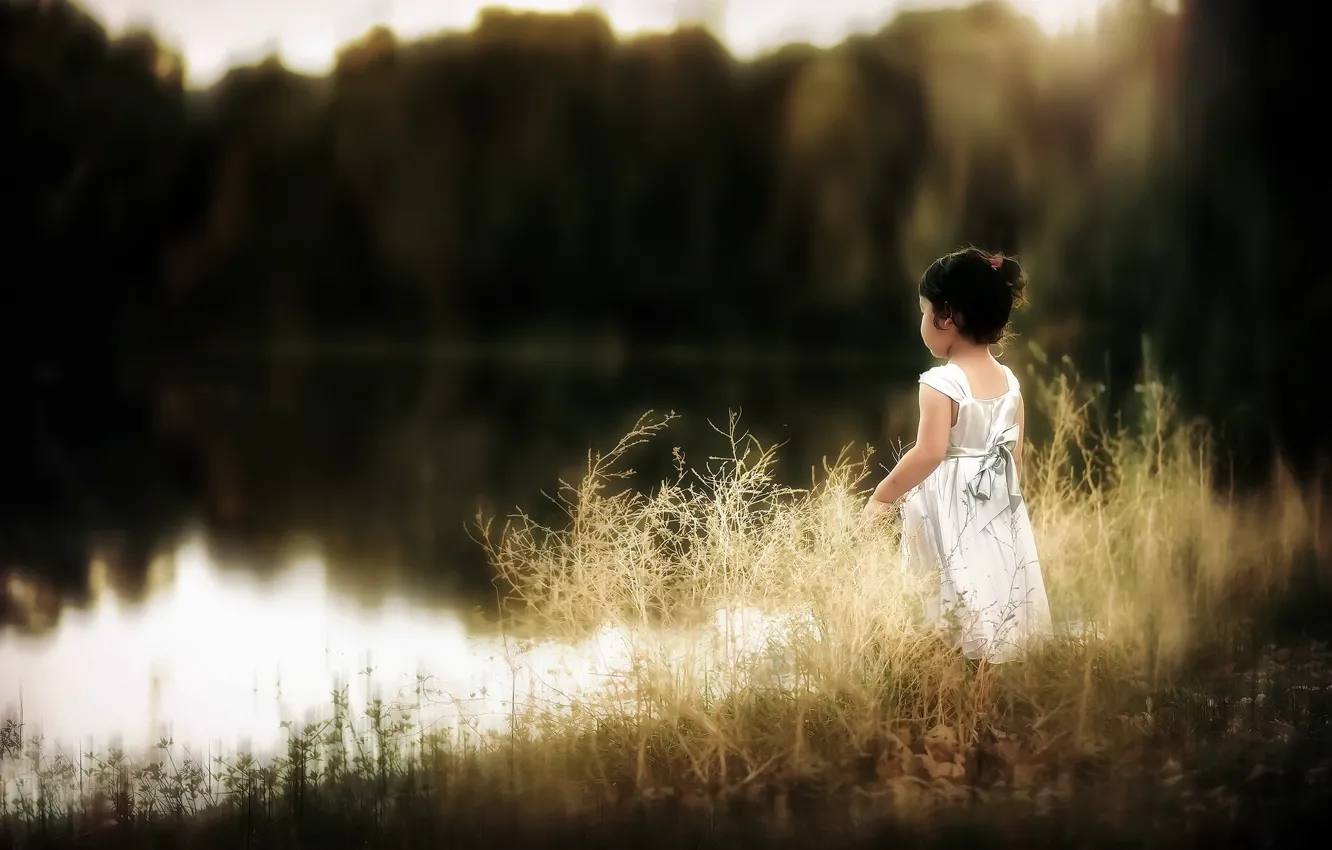 Фото обои природа, озеро, девочка