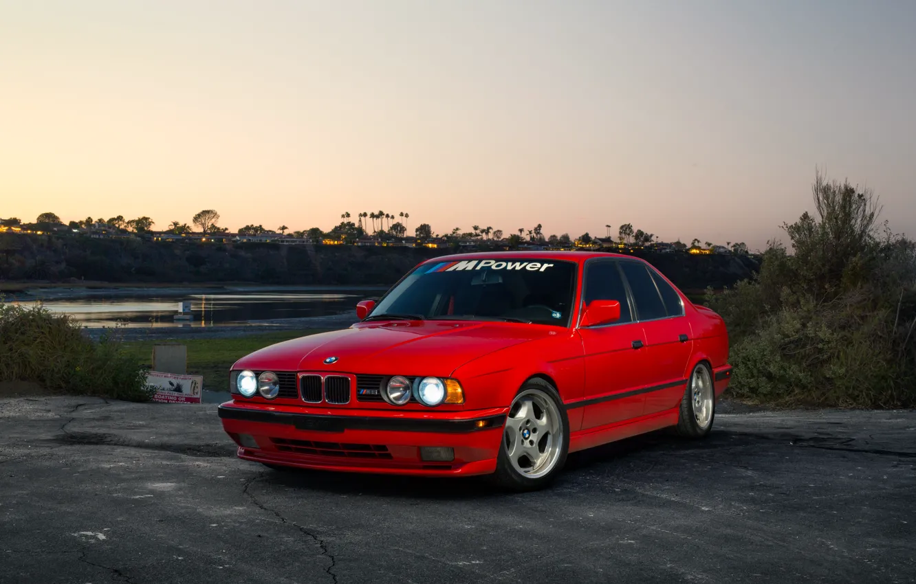 Фото обои BMW, red, Legend, E34