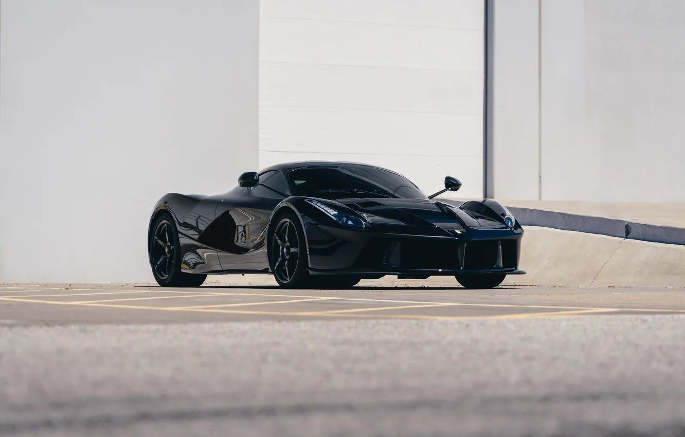 Фото обои Ferrari, Black, Wheels, LaFerrari