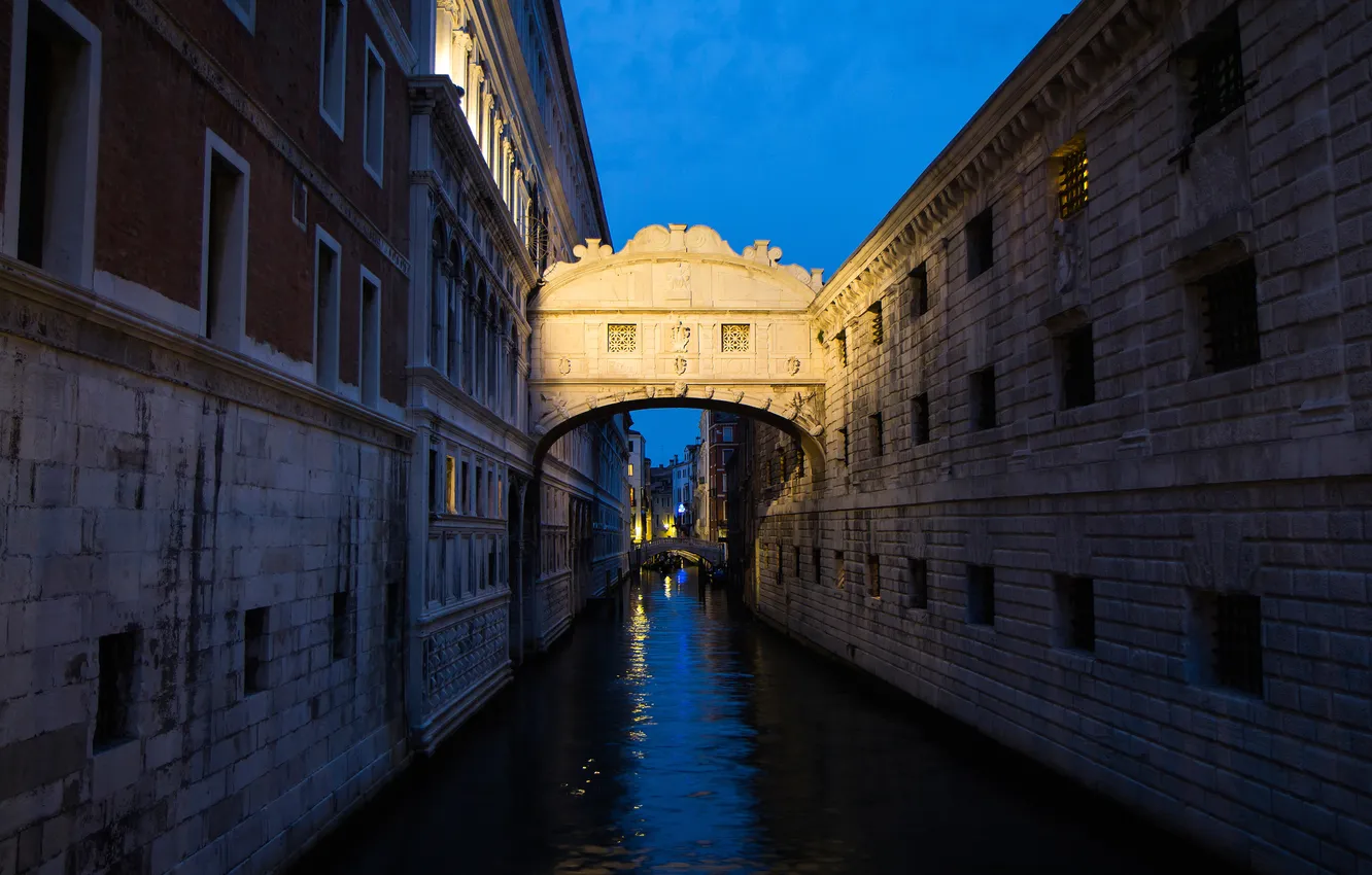 Фото обои небо, Италия, Венеция, дворец дожей, мост Вздохов, Дворцовый канал