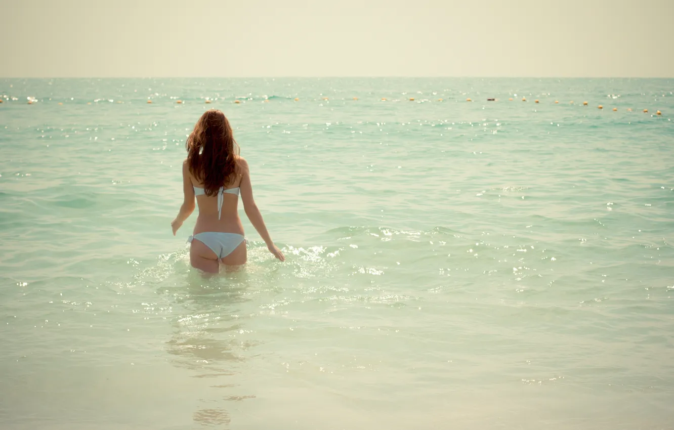 Фото обои girl, sea, pretty, seaside
