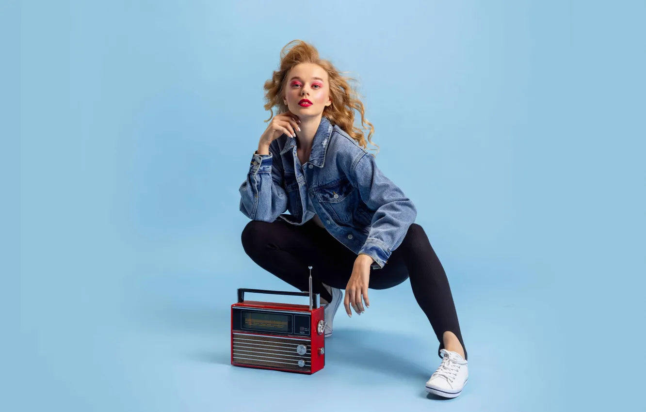 Фото обои девушка, диско, fashion, мода, disco, радиоприёмник, Outfit denim, Джинсовая одежда