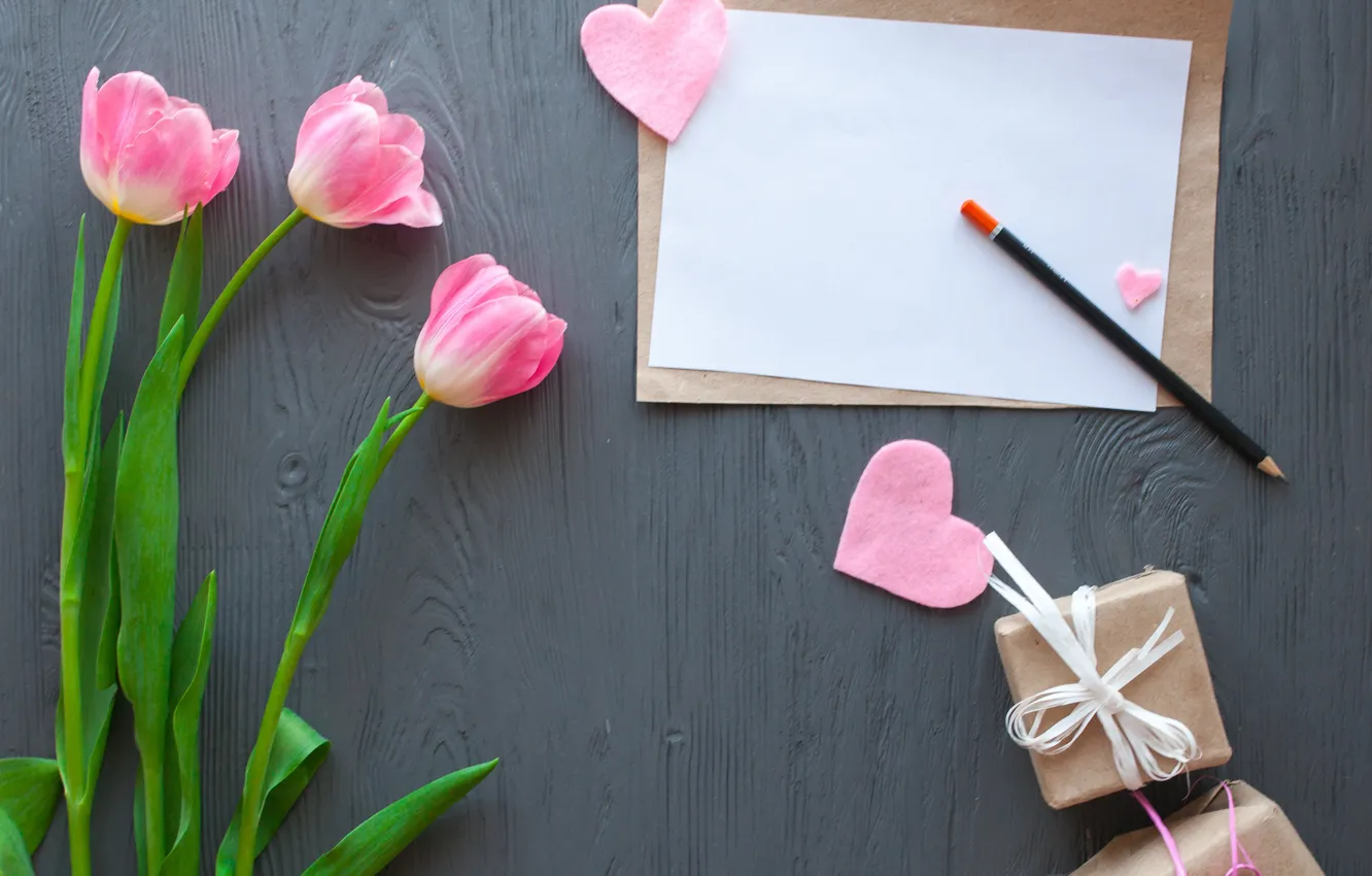 Фото обои цветы, сердечки, тюльпаны, розовые, wood, pink, flowers, romantic