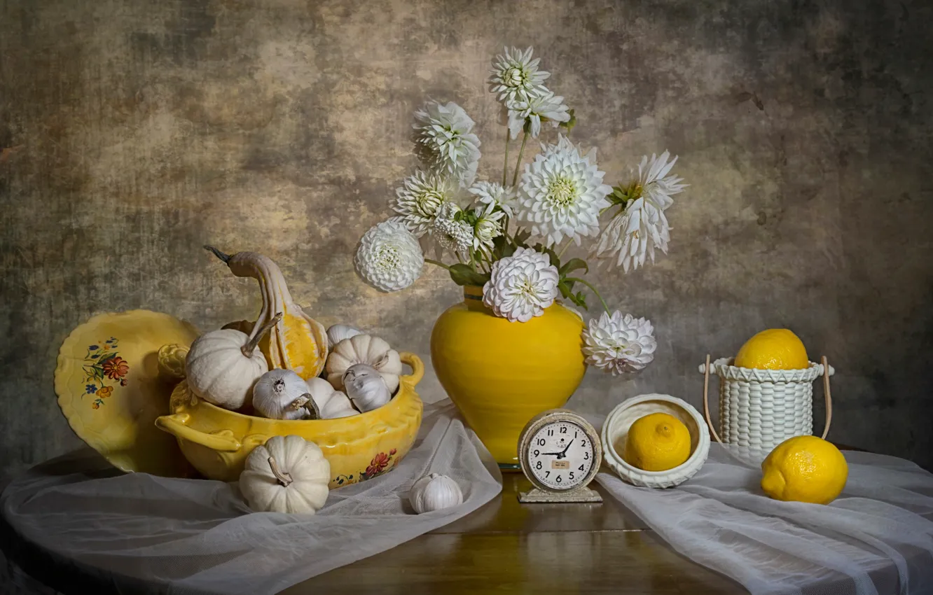 Фото обои фантазия, букет, натюрморт, лимоны, White Dahlia Flowers