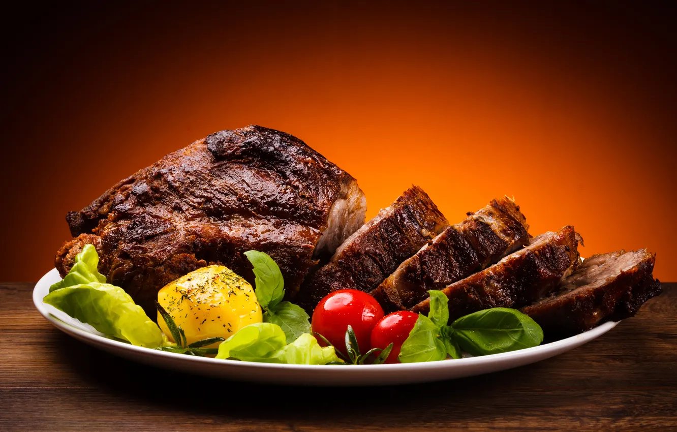 Фото обои мясо, помидор, блюдо, картофель, жареное мясо