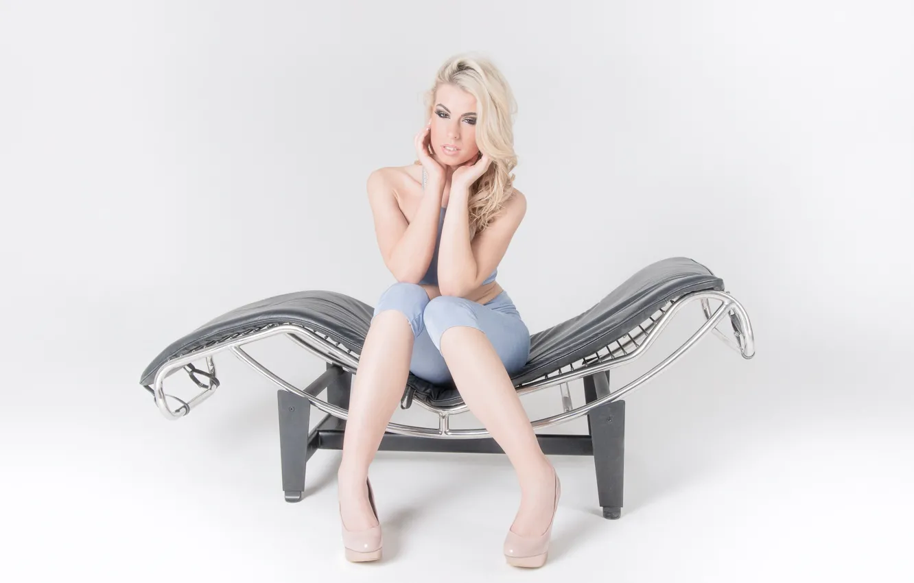 Фото обои девушка, поза, Luci