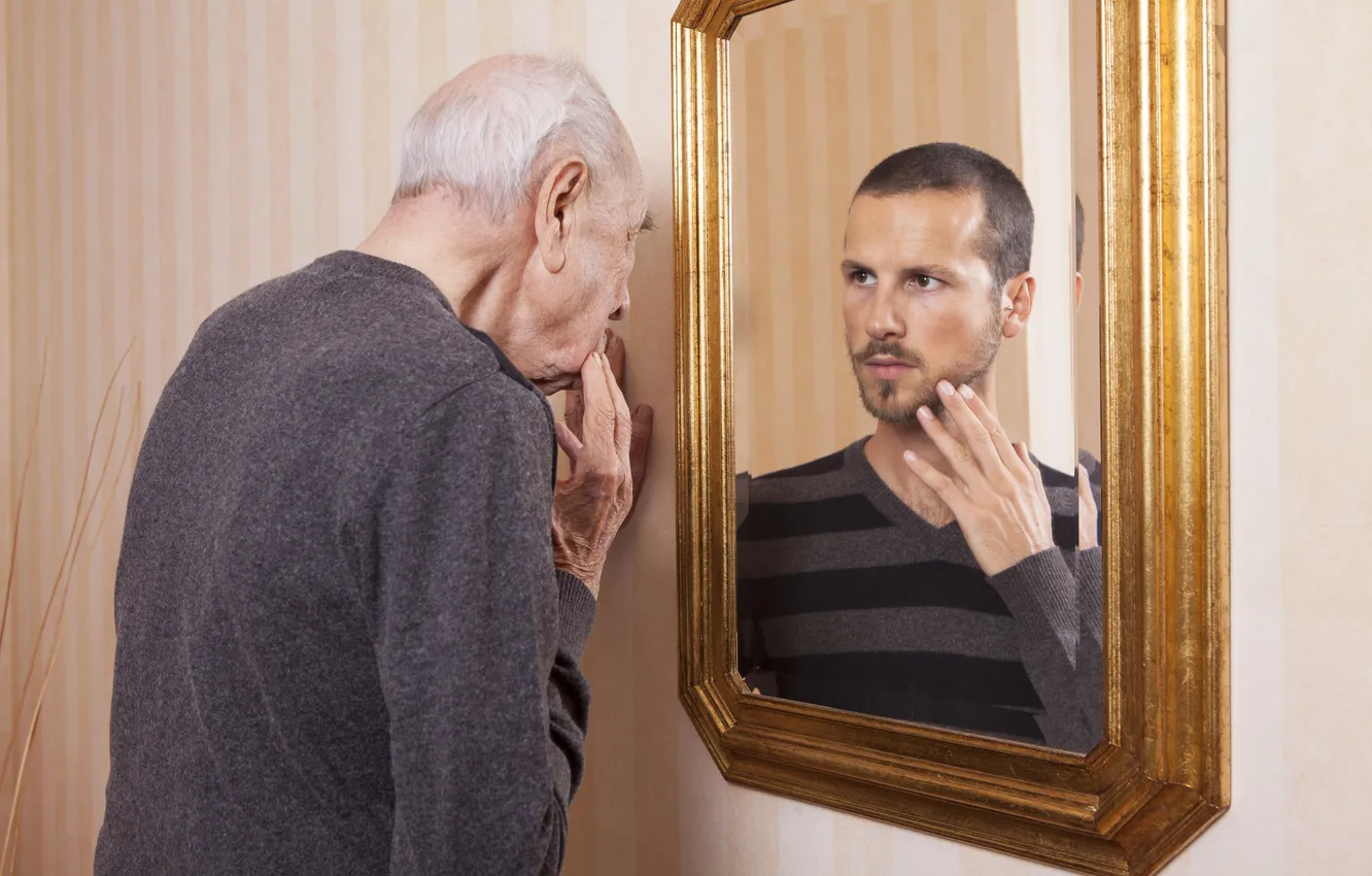 Фото обои reflection, mirror, Old man, young man