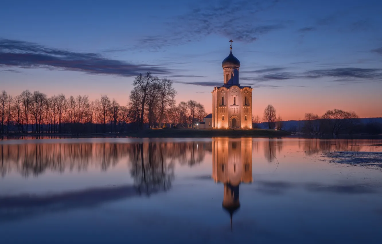 Фото обои пейзаж, природа, река, весна, вечер, церковь, Нерль, Максим Евдокимов