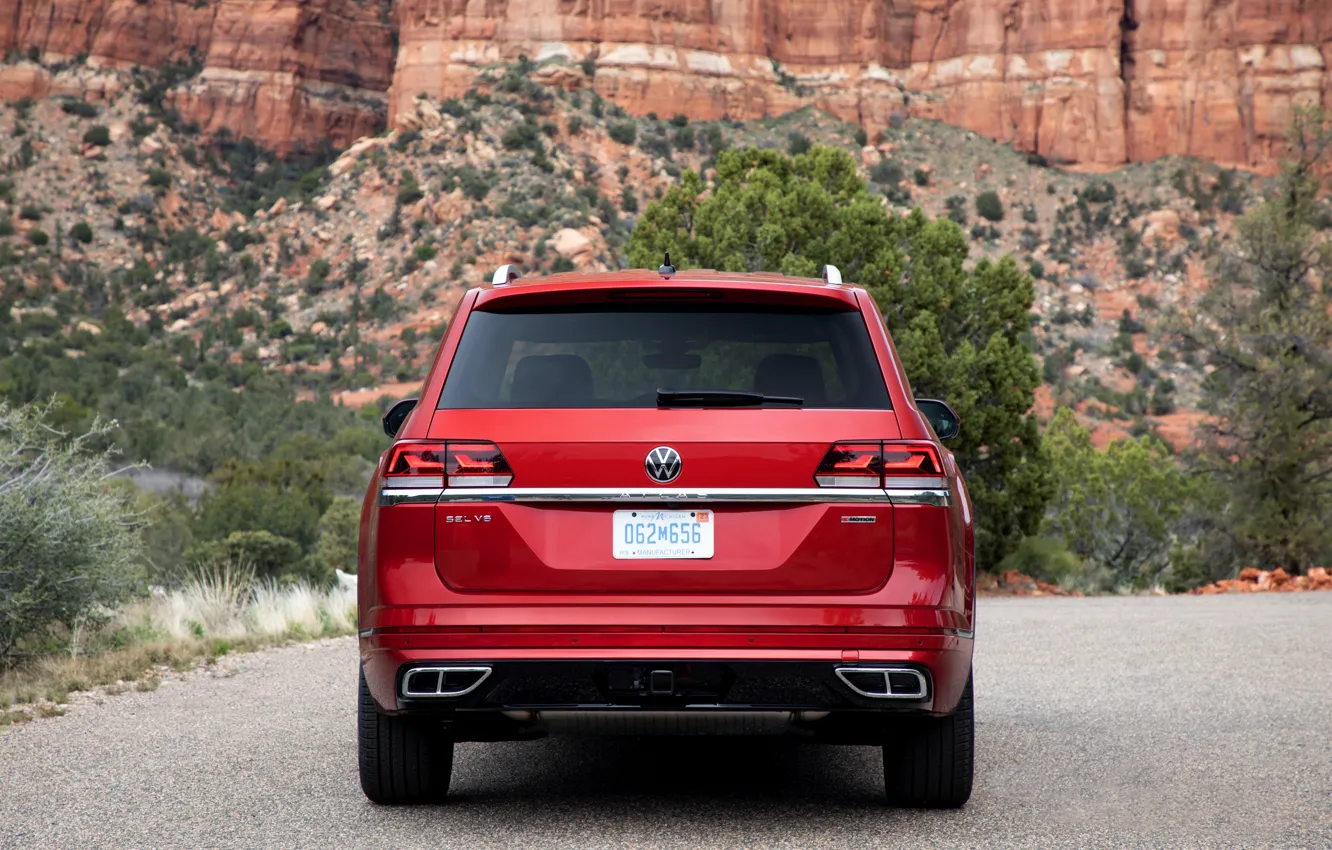 Фото обои красный, Volkswagen, SUV, корма, Atlas, 2020