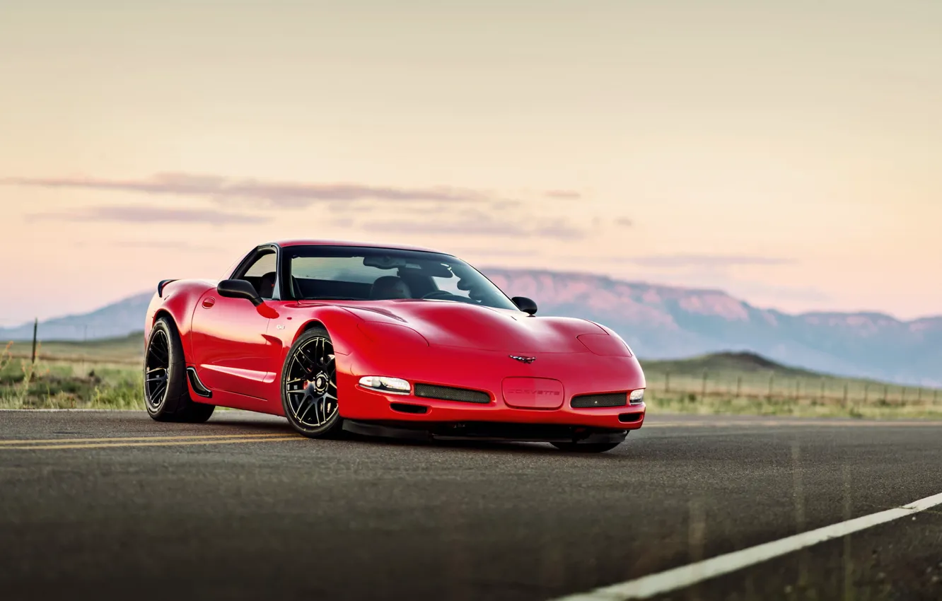 Фото обои car, red, chevrolet corvette, lunchbox photoworks