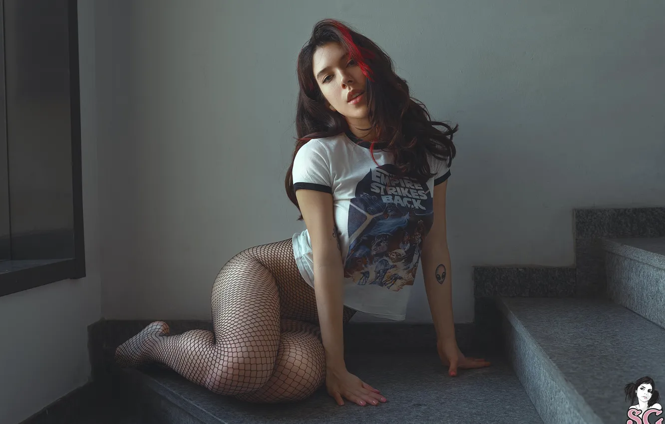 Фото обои model, women, brunette, shirt, stairs, T-shirt, Suicide Girls, on the floor