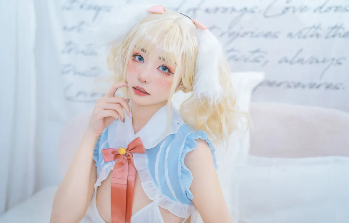 Фото обои блондинка, азиатка, жест, милашка, большая грудь, косплей, cosplay, asian