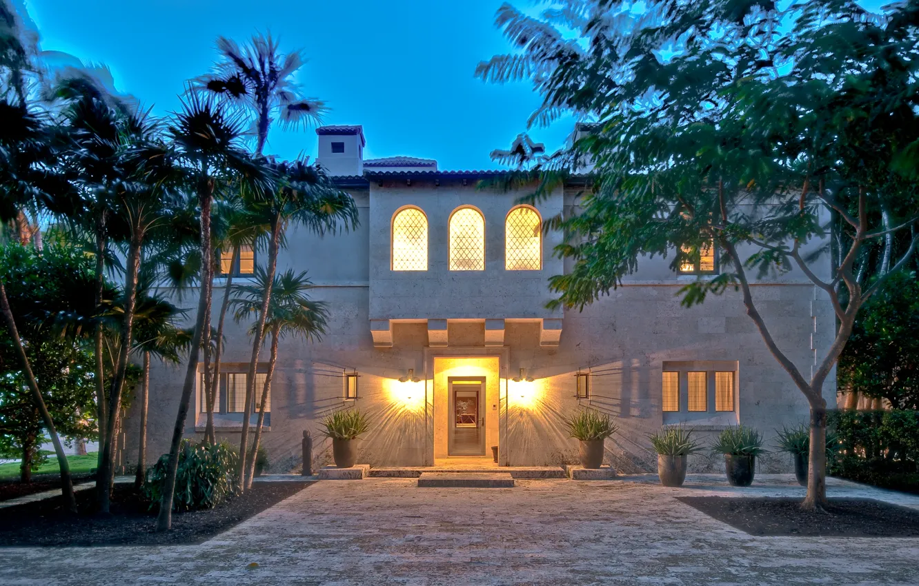 Фото обои дом, пальмы, вилла, вечер, архитектура, экстерьер, Miami Beach Tropical Hideaway