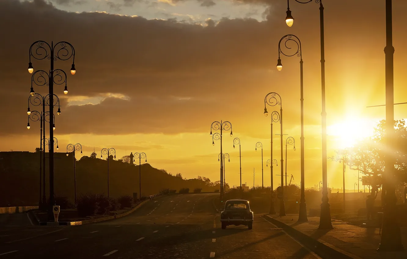 Фото обои дорога, car, закат, lights, Солнце, фонари, автомобиль, road
