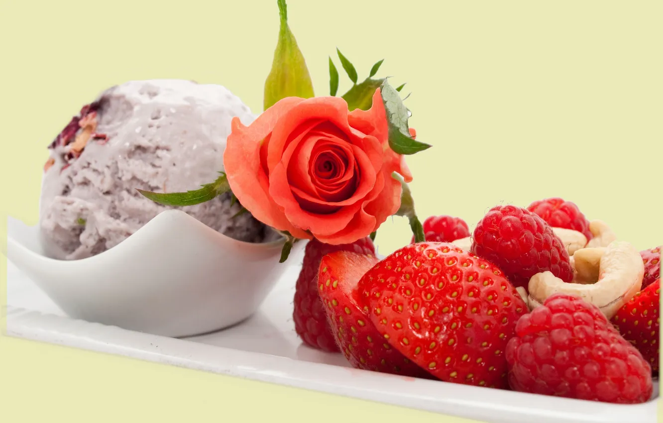 Фото обои цветок, ягоды, малина, роза, еда, клубника, мороженое, rose
