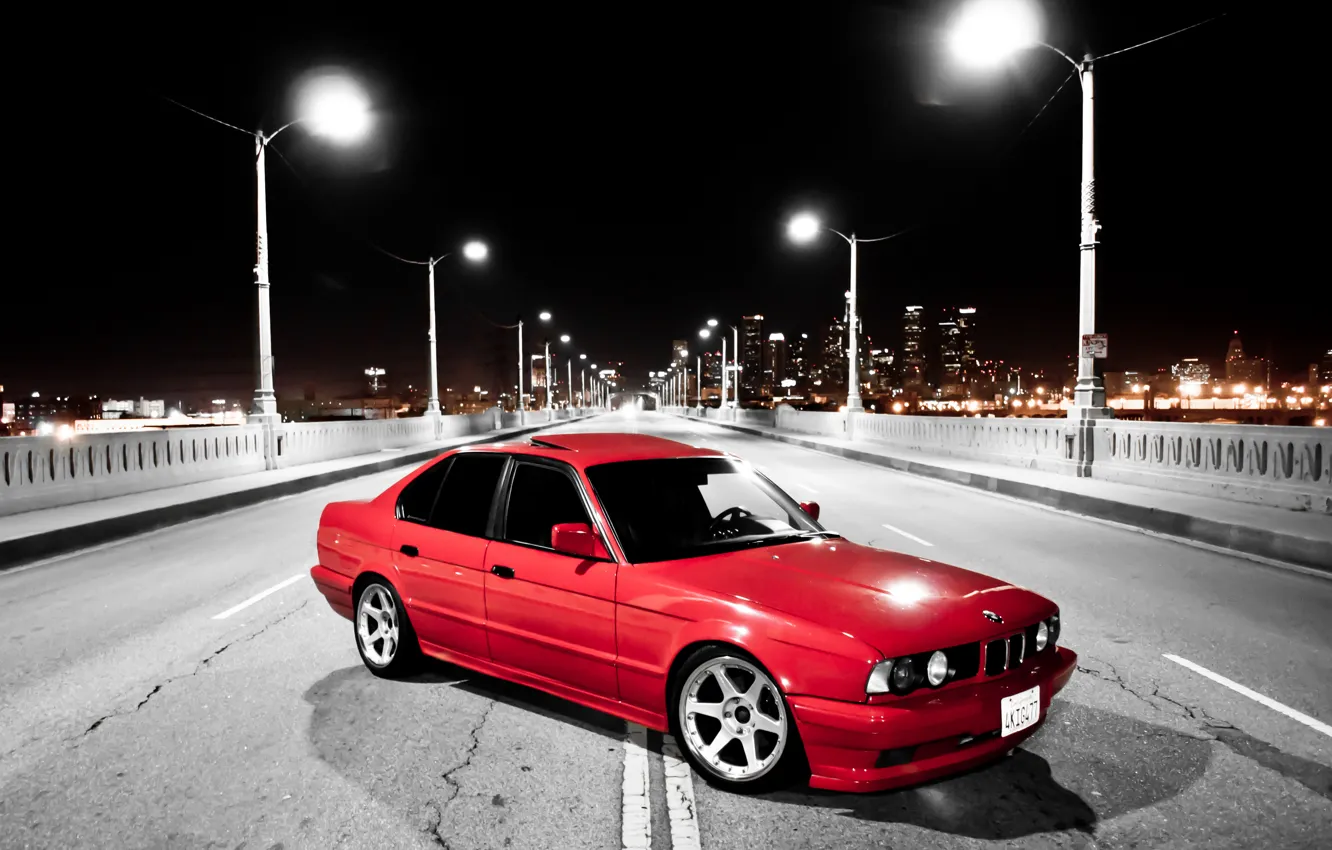 Фото обои ночь, мост, город, бмв, BMW, red, красная, E34