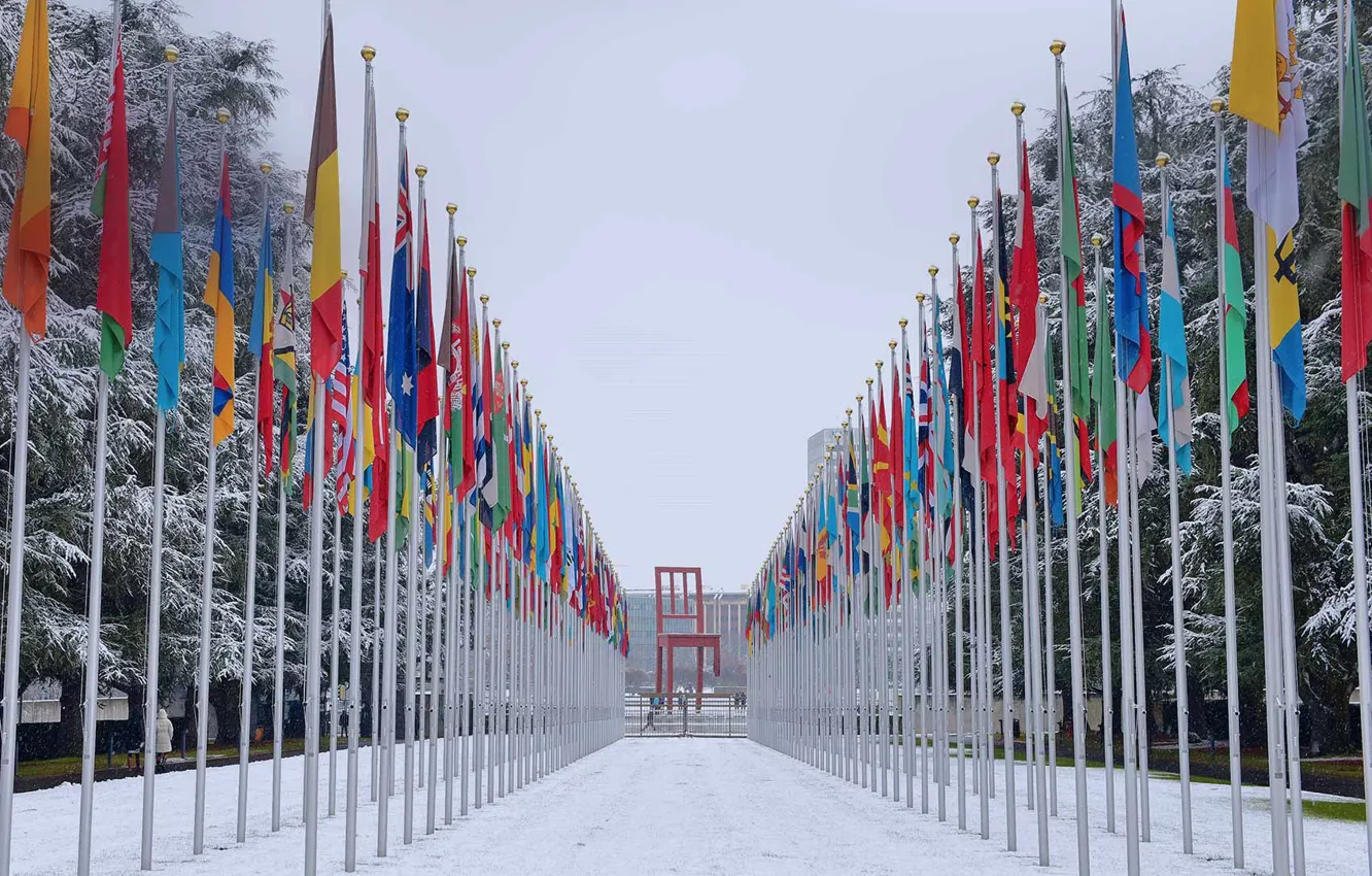 Фото обои Швейцария, флаги, Женева, Дворец Наций ООН