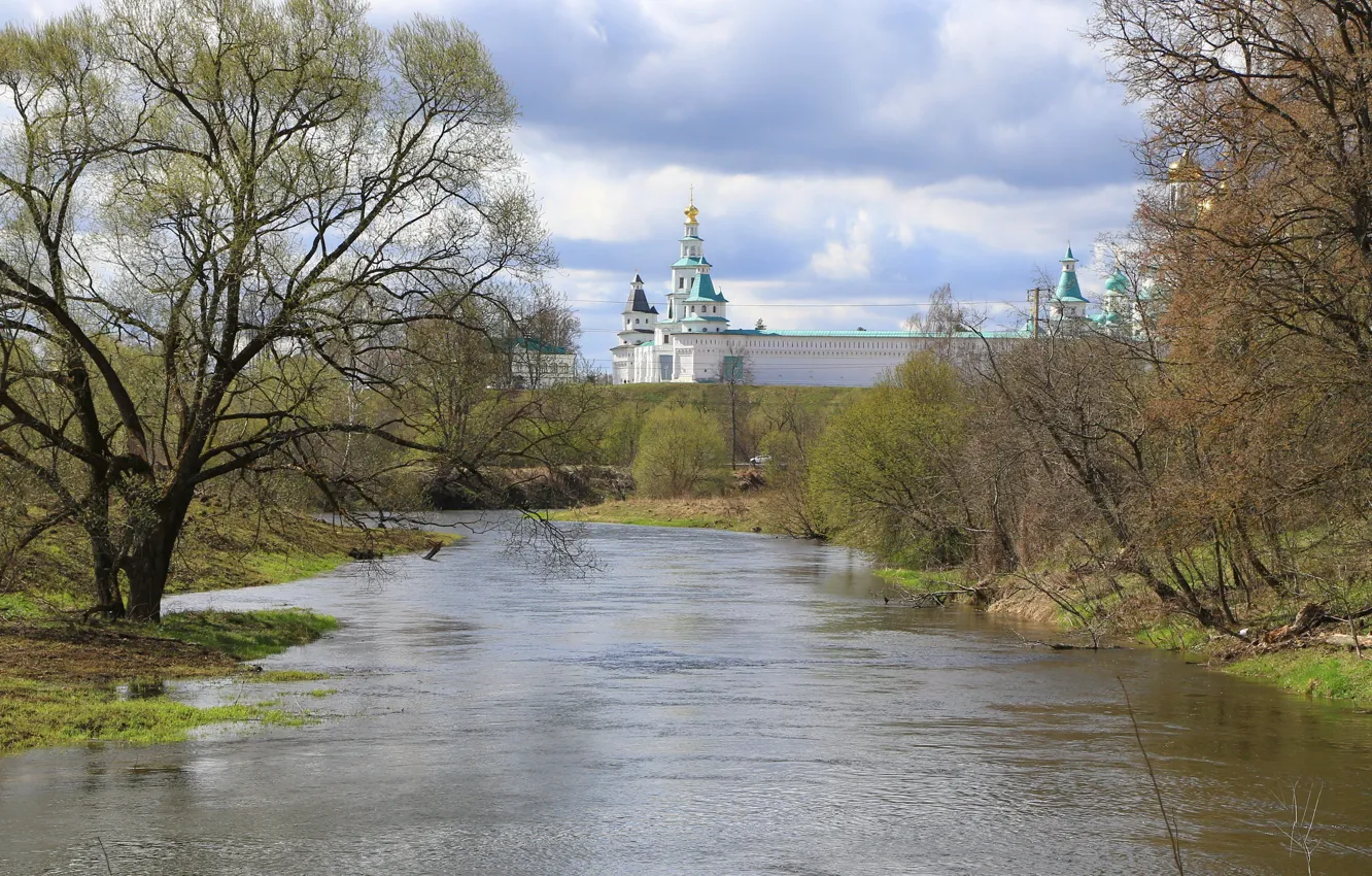 Фото обои пейзаж, река, весна, церковь