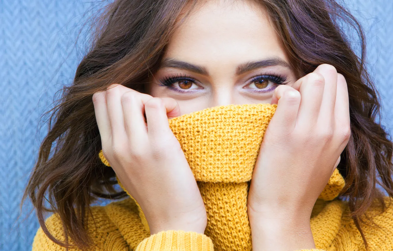 Фото обои yellow, eyes, sweater