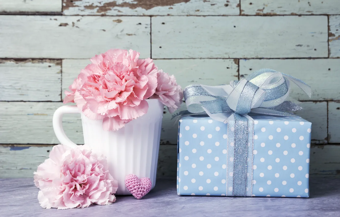 Фото обои цветы, подарок, кружка, сердечки, love, розовые, pink, flowers