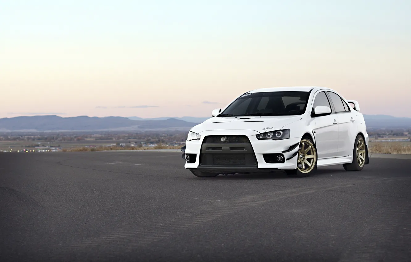 Фото обои white, wheels, gold, mitsubishi, lancer, evolution