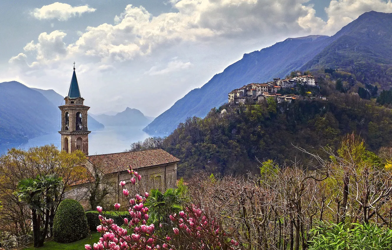 Фото обои цветы, горы, озеро, весна, Италия, церковь, Ломбардия