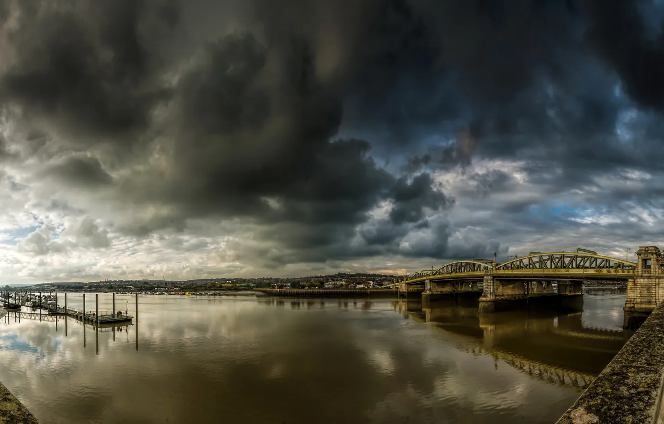 Фото обои тучи, мост, река, пасмурно, причал, Великобритания, набережная, Rochester