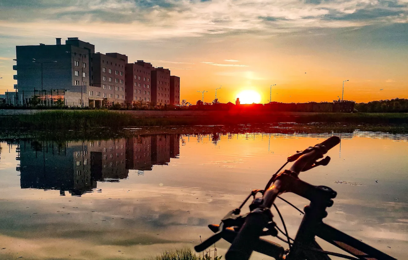 Фото обои пейзаж, велосипед, закат солнца