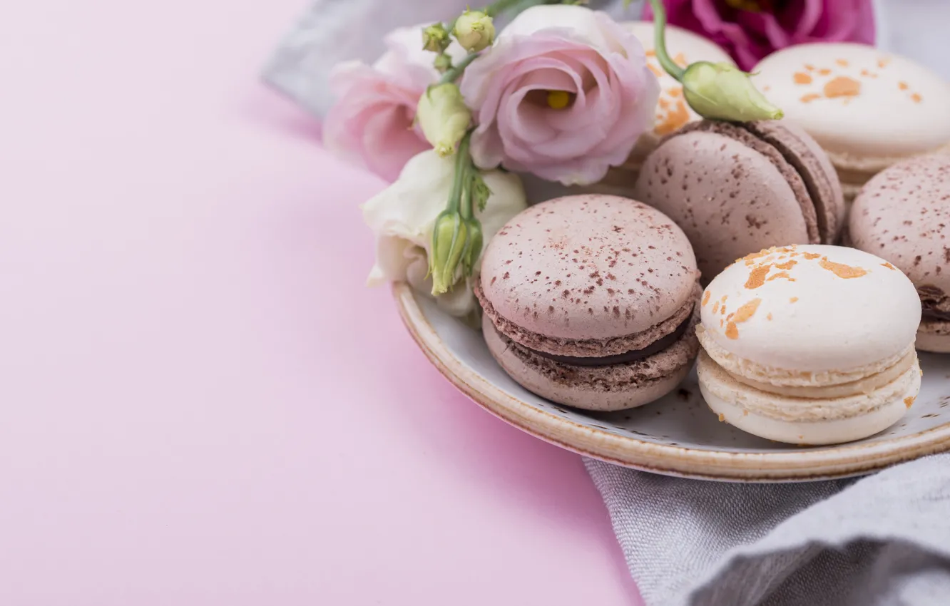 Фото обои розы, печенье, тарелка, macarons, Iryna Melnyk