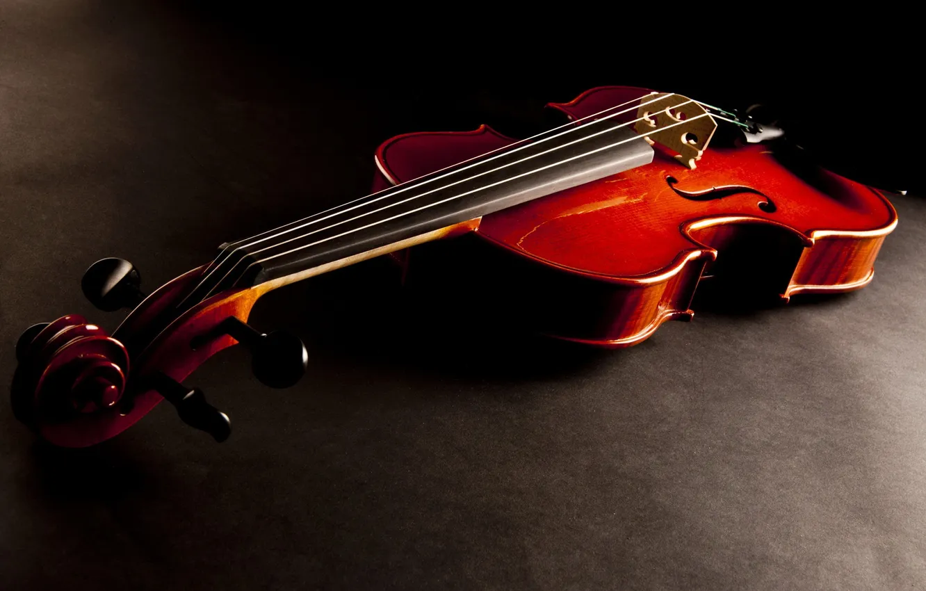 Фото обои red, wood, violin, stringed instrument
